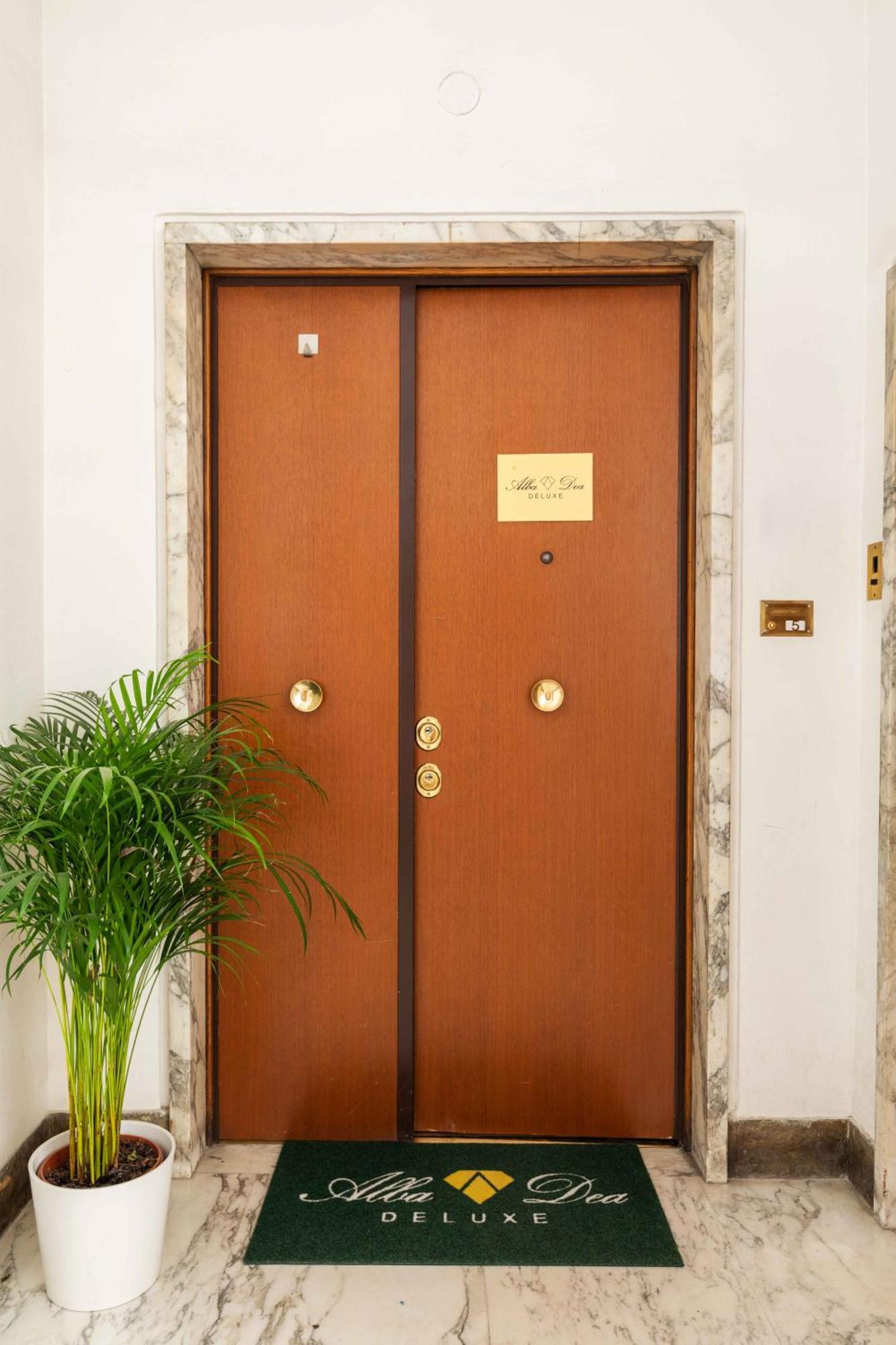 Albadea Deluxe Hotell Roma Eksteriør bilde